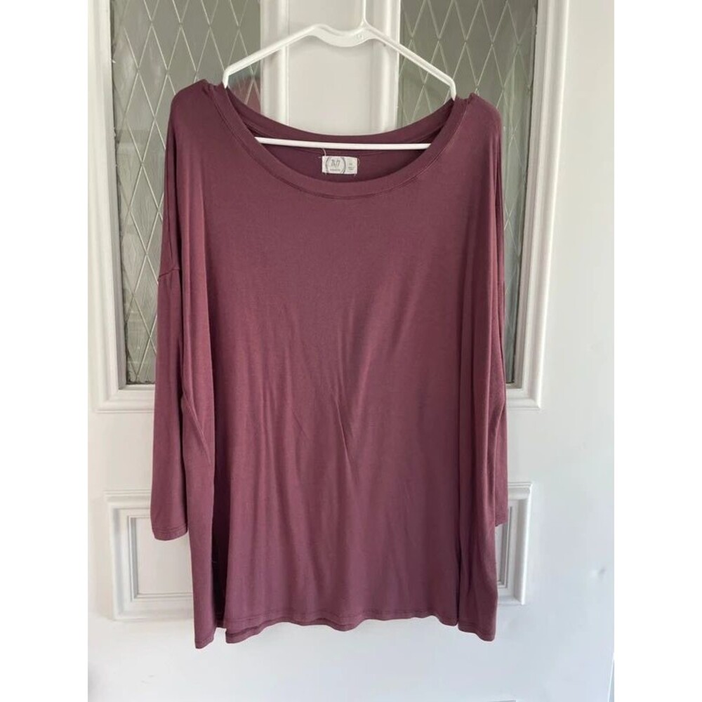24/7 Maunces Women’s 24/7 XL  3/4 sleeves round neck top